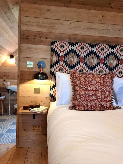 The Pigsty Hotell Crieff Exteriör bild